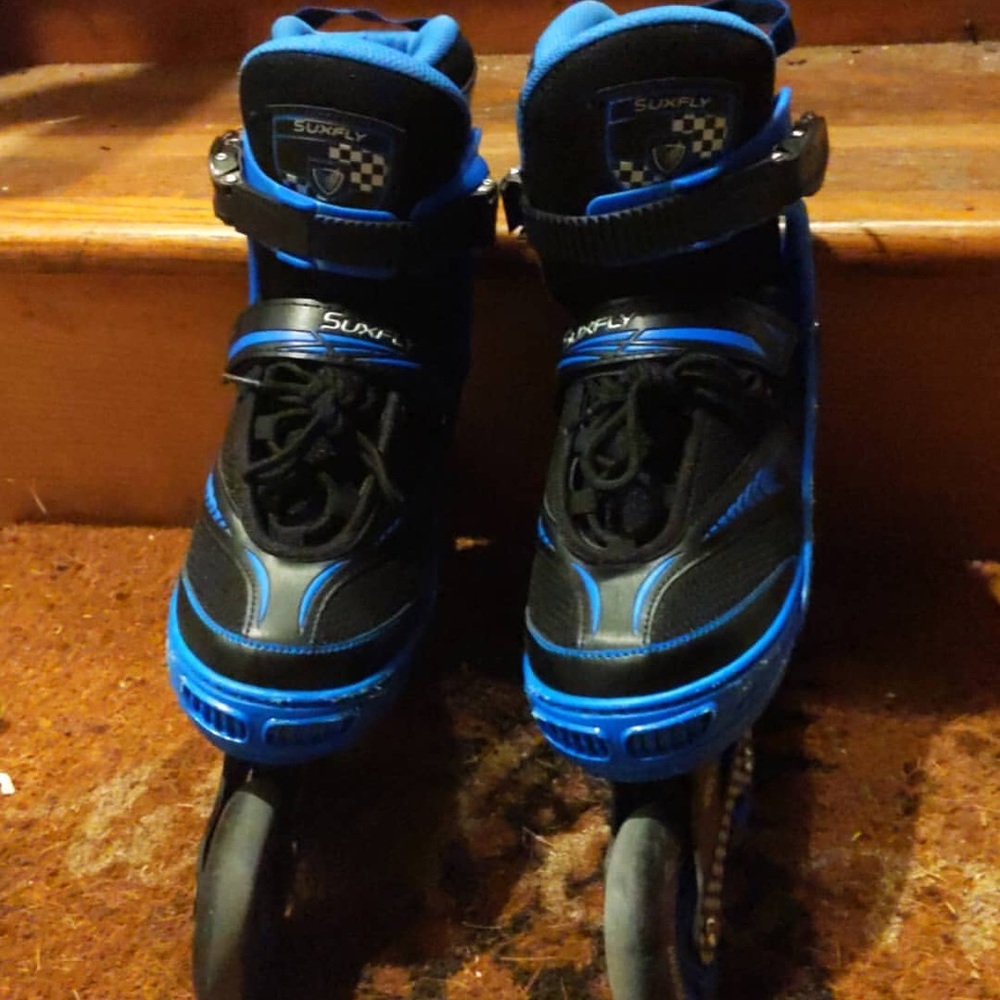 SOLD: Women’s Inline Skates 6-8 - Picture 1 of 3